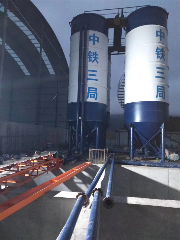 大小型立式儲(chǔ)存罐