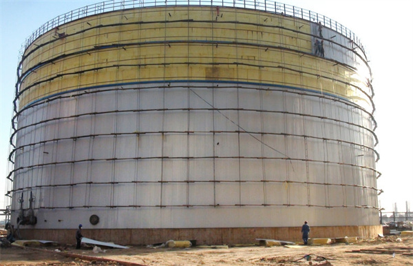 大型油罐